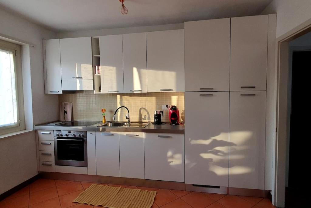 Charming Penthouse Near Como Lake Chiasso Luaran gambar