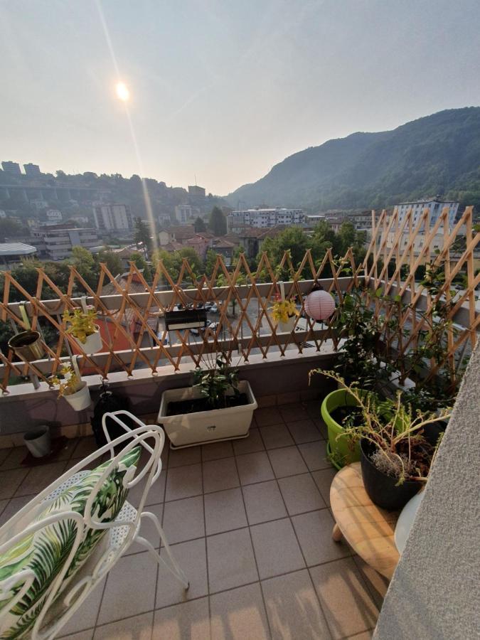 Charming Penthouse Near Como Lake Chiasso Luaran gambar