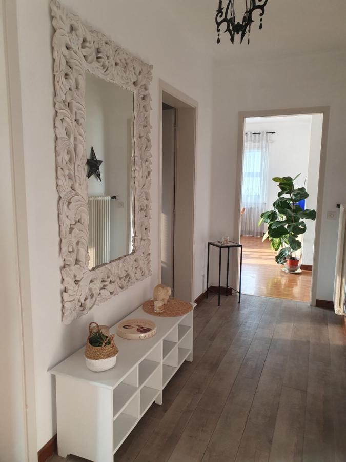 Charming Penthouse Near Como Lake Chiasso Luaran gambar