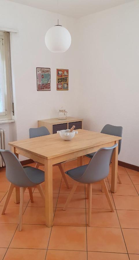 Charming Penthouse Near Como Lake Chiasso Luaran gambar