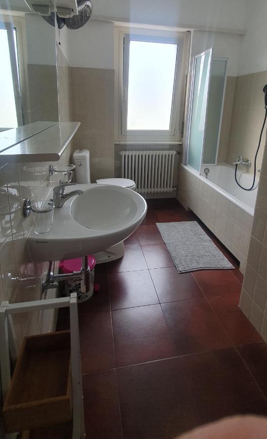 Charming Penthouse Near Como Lake Chiasso Luaran gambar